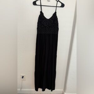 Elegant Black Lace Maxi Dress